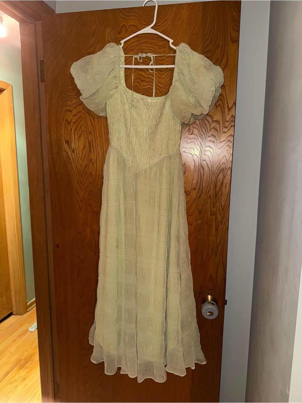 Listicle matcha Puff-Sleeve Maxi Dress